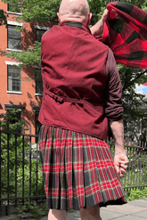 Scottish 5 yard kilt with pleats – breathable tartan fabric